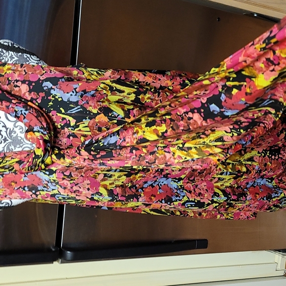 NWOT Fashion Tunic - Picture 3 of 10